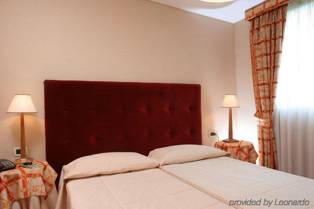 Rosa Hotel